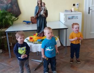 Děti u Panny Marie